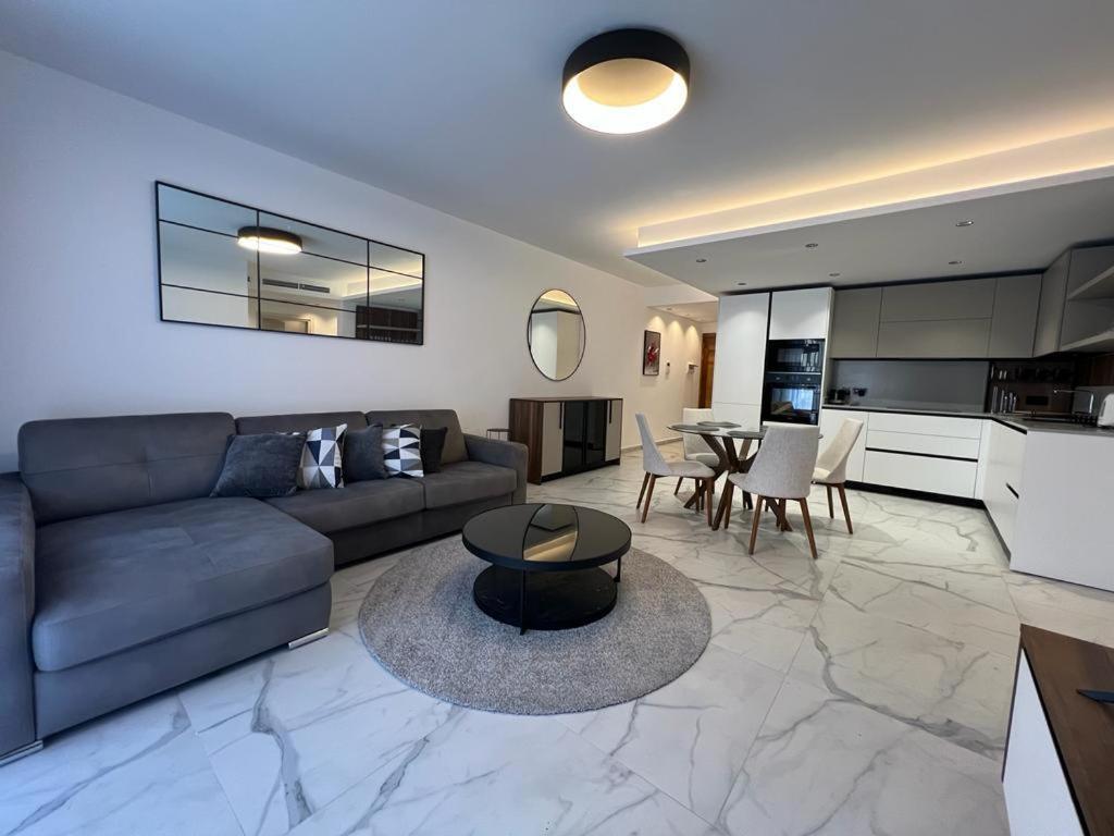 Is-Swieqi Skylark 2 Apartment With Terrace מראה חיצוני תמונה